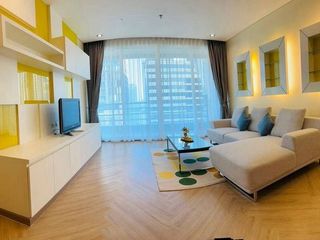 À louer 3 chambres condo à Sathon, Bangkok