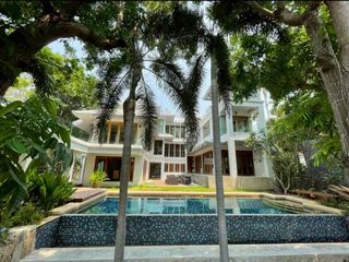 À vendre et à louer 5 chambres maison à Bang Lamung, Chonburi