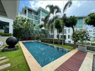 À vendre et à louer 5 chambres maison à Bang Lamung, Chonburi