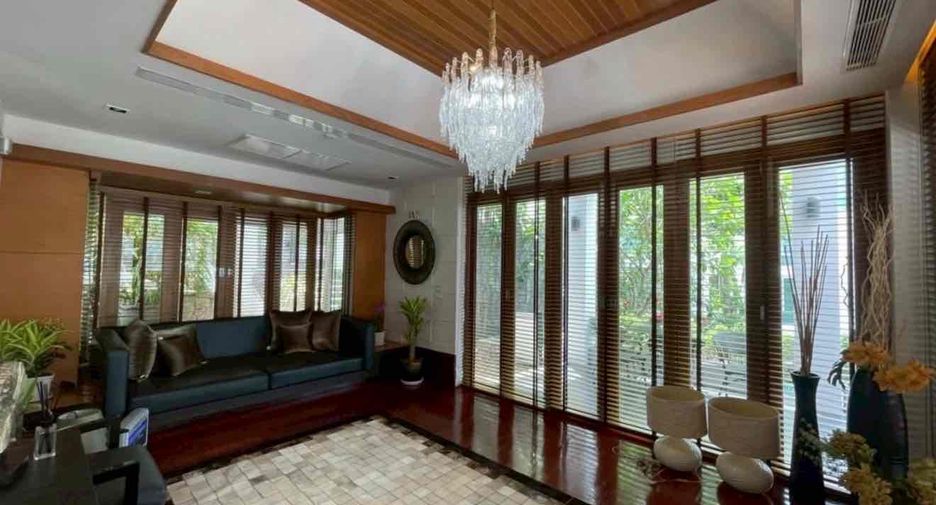 À vendre et à louer 5 chambres maison à Bang Lamung, Chonburi