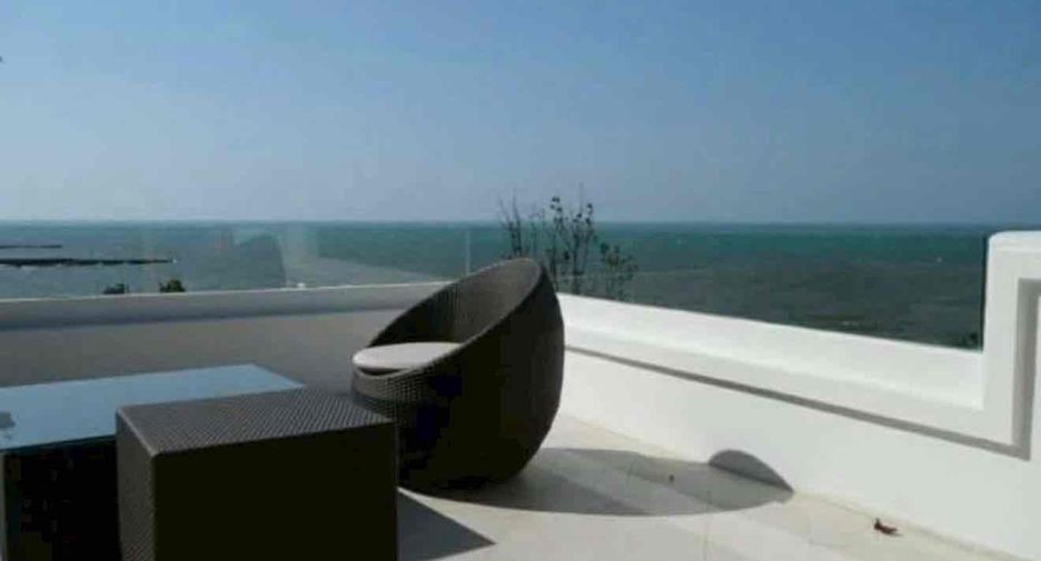 À vendre et à louer 5 chambres maison à Bang Lamung, Chonburi