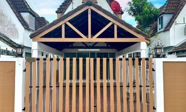 Casa en venta de 4 habitaciones en Chatuchak, Bangkok