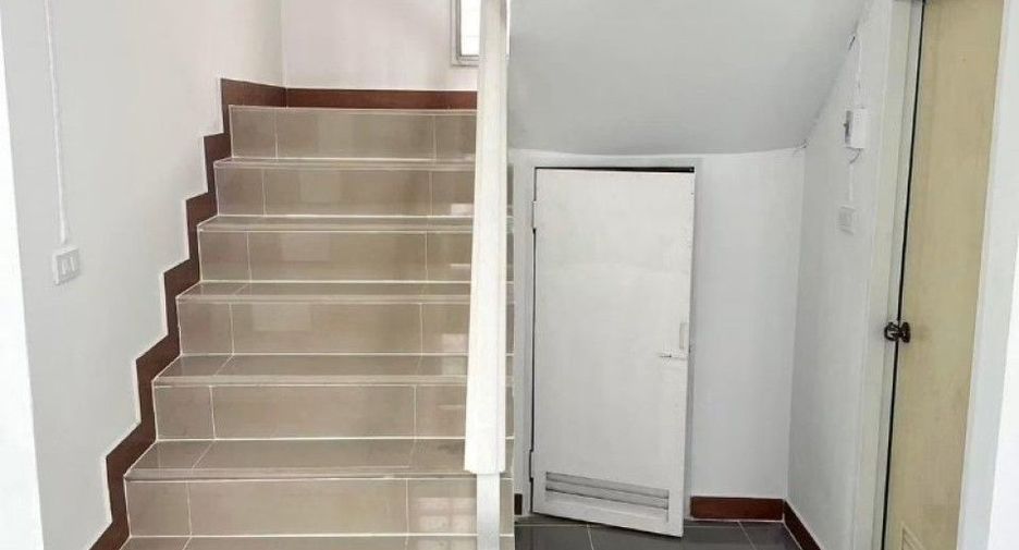 Casa en venta de 4 habitaciones en Chatuchak, Bangkok