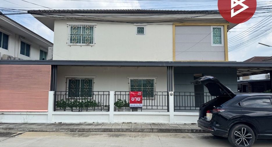 Casa adosada en venta de 3 habitaciones en Kamphaeng Saen, Nakhon Pathom