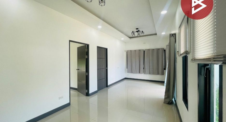 For sale 2 ベッドルーム house in Krathum Baen, Samut Sakhon