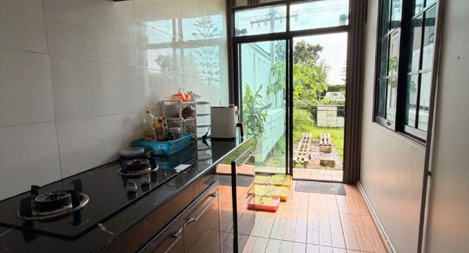 For sale 3 ベッドルーム house in Ban Pho, Chachoengsao