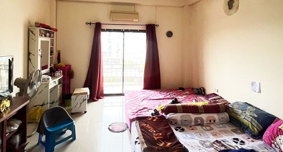 For sale 4 bedrooms retail Space in Bang Bua Thong, Nonthaburi