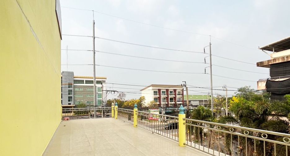 For sale 4 bedrooms retail Space in Bang Bua Thong, Nonthaburi