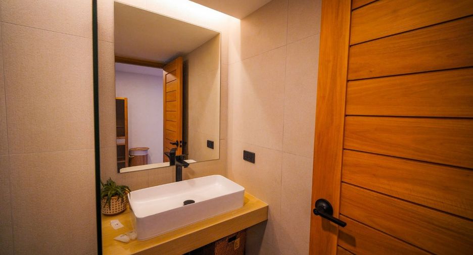 Haus zur Miete mit 3 Zimmer in Bang Lamung, Chonburi