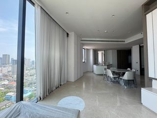 Wohnung zum Kauf mit 2 Zimmer in Khlong San, Bangkok