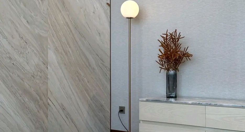 For sale 2 bedrooms condo in Khlong Toei, Bangkok