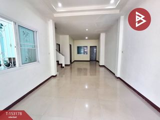 Reihenhaus zum Kauf mit 4 Zimmer in Phra Samut Chedi, Samut Prakan