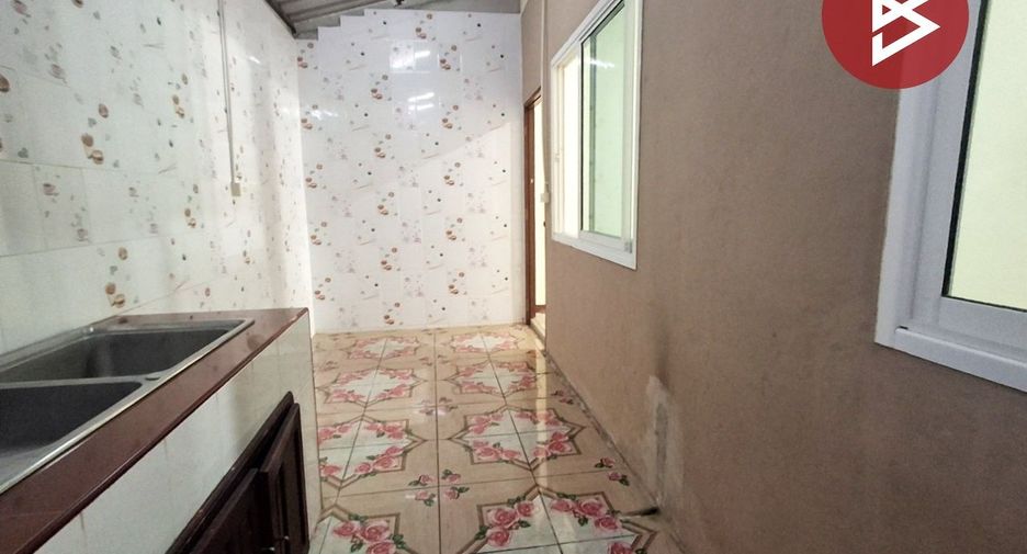Reihenhaus zum Kauf mit 4 Zimmer in Phra Samut Chedi, Samut Prakan