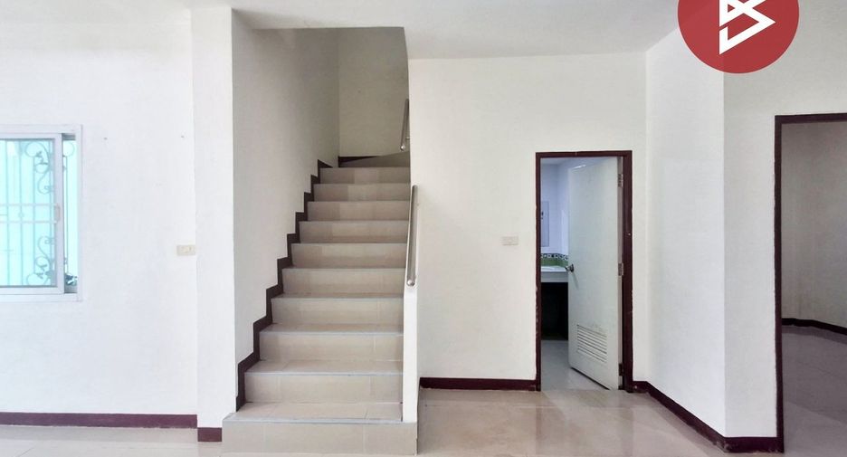 Reihenhaus zum Kauf mit 4 Zimmer in Phra Samut Chedi, Samut Prakan
