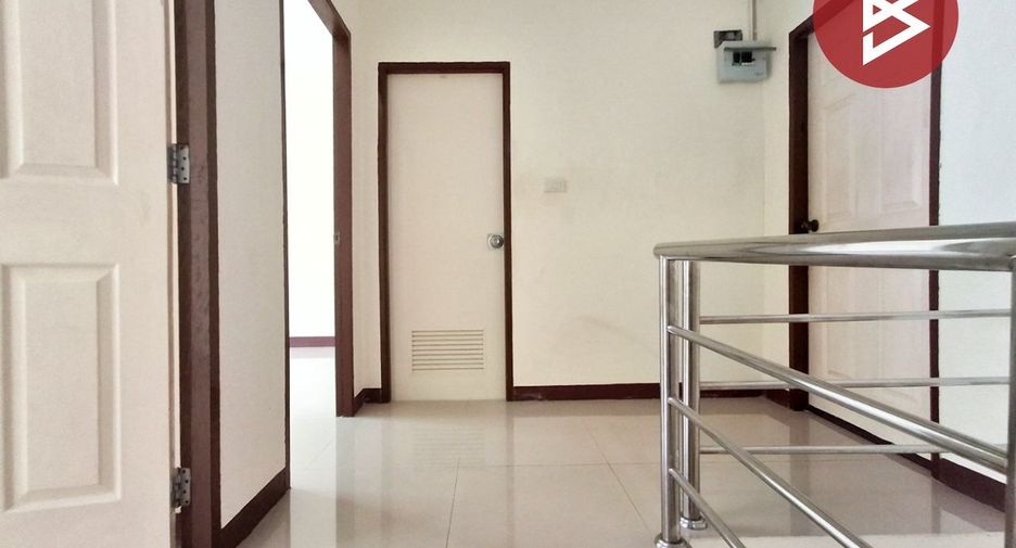 Reihenhaus zum Kauf mit 4 Zimmer in Phra Samut Chedi, Samut Prakan