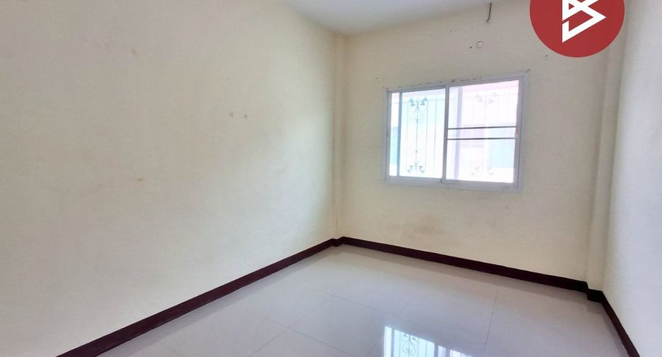 Reihenhaus zum Kauf mit 4 Zimmer in Phra Samut Chedi, Samut Prakan