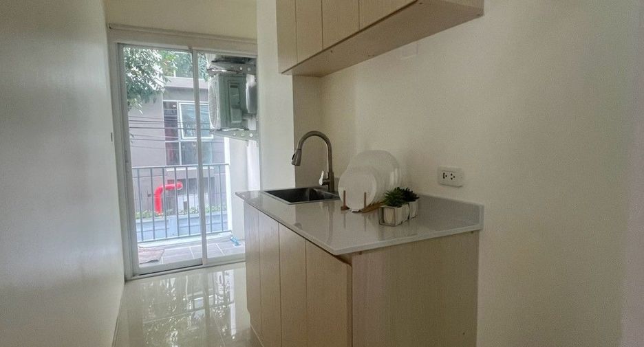 出售 1 卧室 公寓 在 Mueang Samut Prakan, Samut Prakan
