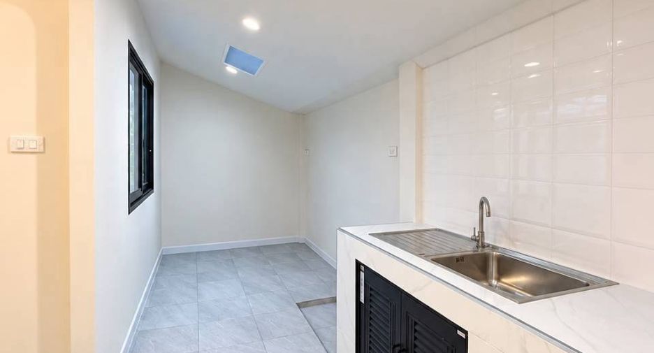 For sale 2 bedrooms townhouse in Kathu, Phuket
