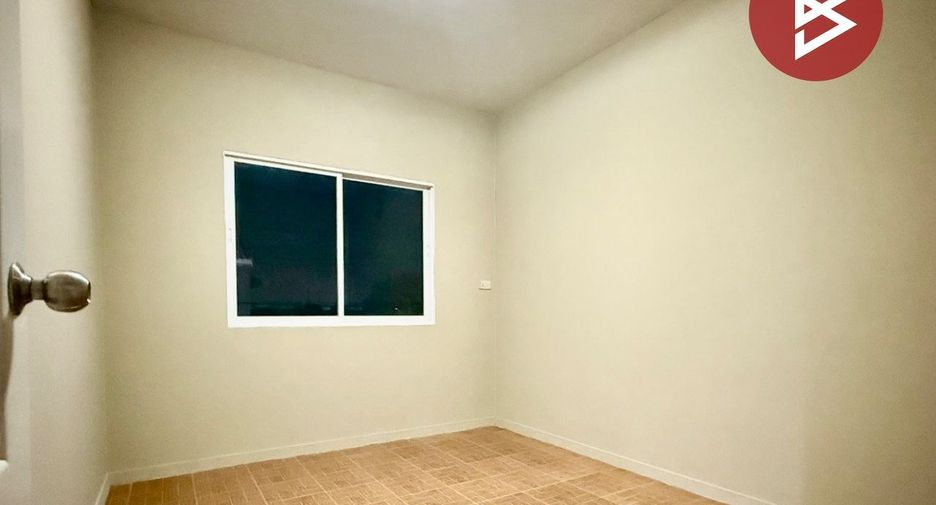 Reihenhaus zum Kauf mit 3 Zimmer in Phra Samut Chedi, Samut Prakan