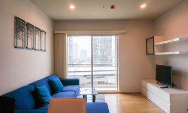 Wohnung zur Miete mit 1 Zimmer in Khlong San, Bangkok