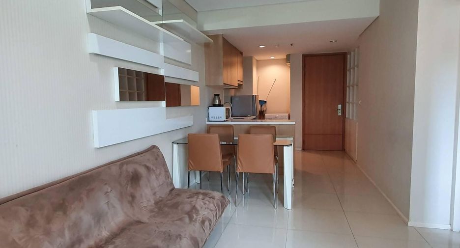 Condo en alquiler de 1 habitaciones en Khlong San, Bangkok