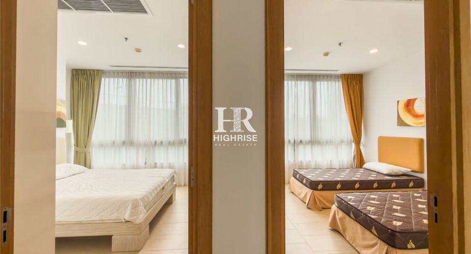 For rent 3 bedrooms condo in Bang Lamung, Chonburi