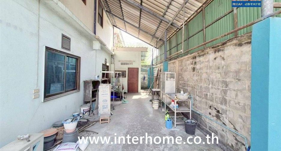For sale 4 bedrooms warehouse in Pak Kret, Nonthaburi
