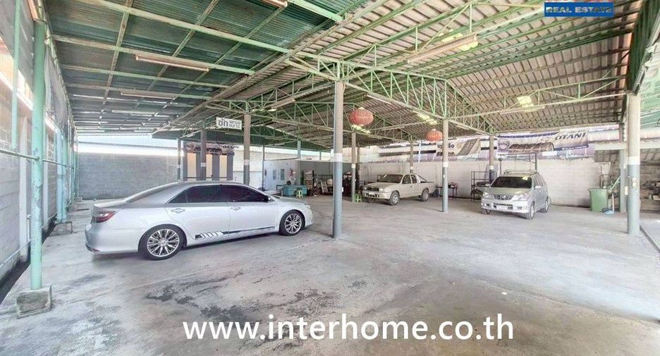 For sale 4 bedrooms warehouse in Pak Kret, Nonthaburi