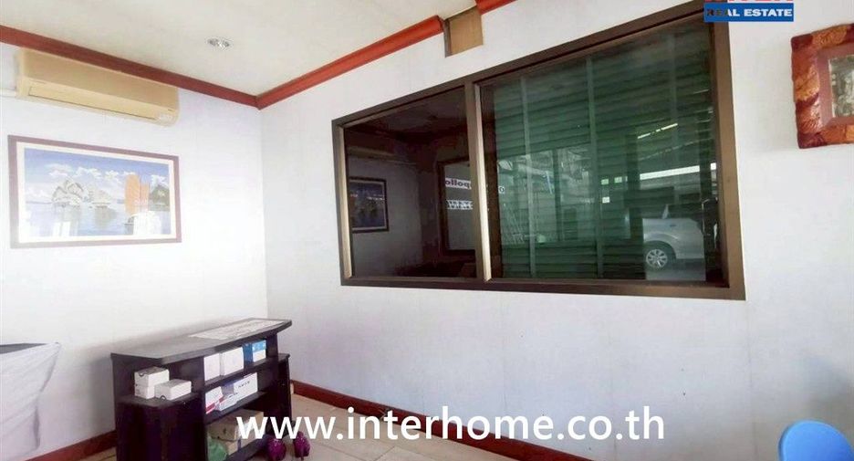 For sale 4 bedrooms warehouse in Pak Kret, Nonthaburi