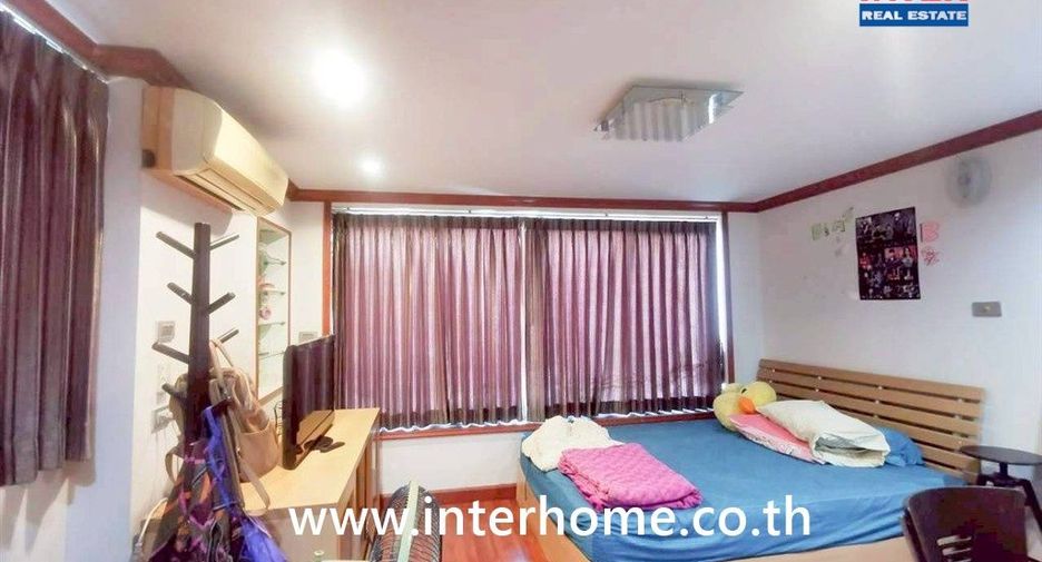 For sale 4 bedrooms warehouse in Pak Kret, Nonthaburi