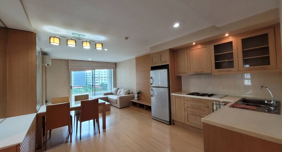 For rent 2 bedrooms condo in Watthana, Bangkok