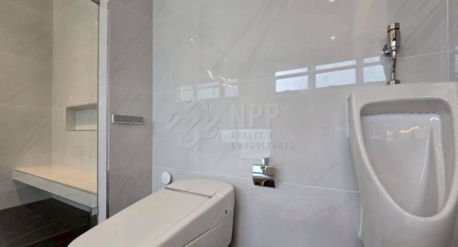 For rent and for sale 4 bedrooms house in Cha Am, Phetchaburi