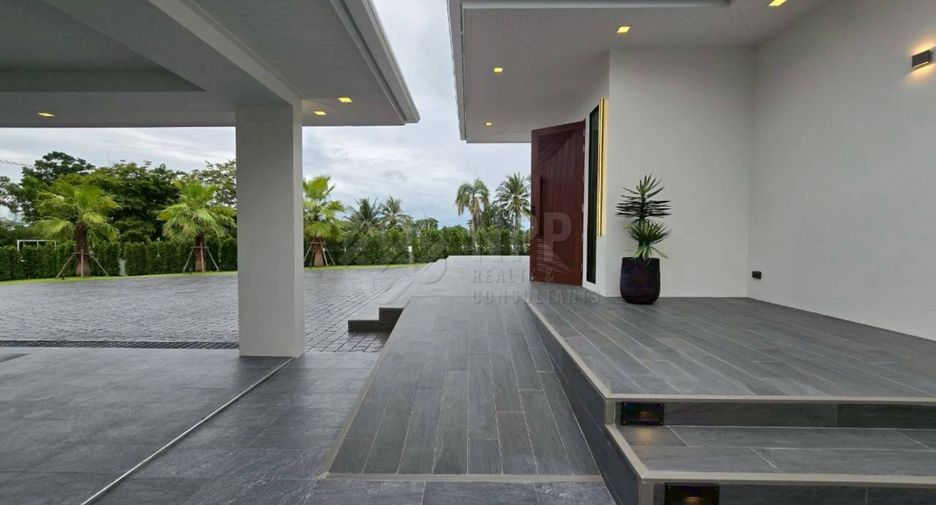 For rent and for sale 4 bedrooms house in Cha Am, Phetchaburi