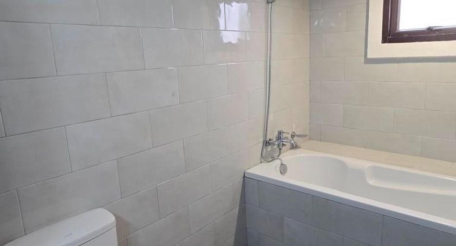 For rent 3 bedrooms apartment in Phaya Thai, Bangkok