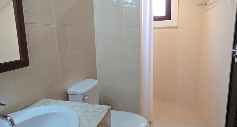 For rent 3 bedrooms apartment in Phaya Thai, Bangkok