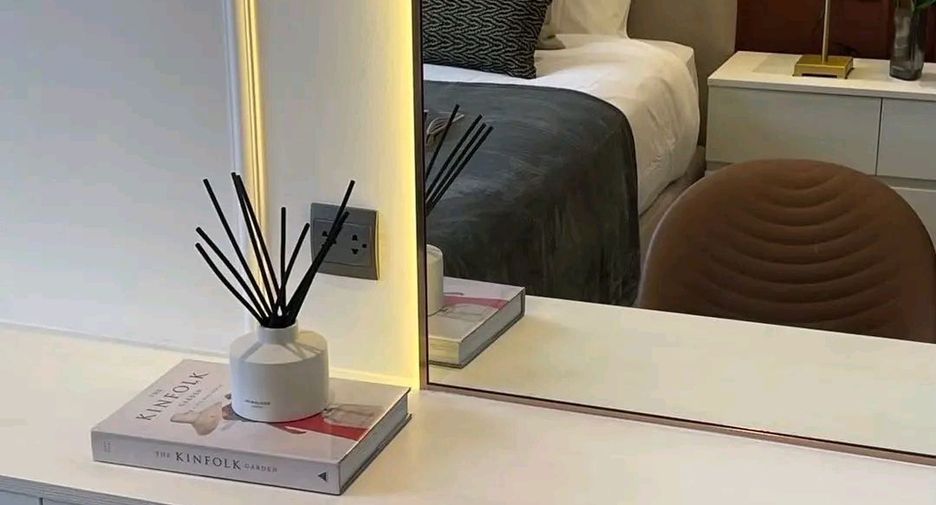 Wohnung zur Miete und zum Kauf mit 1 Zimmer in Pathum Wan, Bangkok
