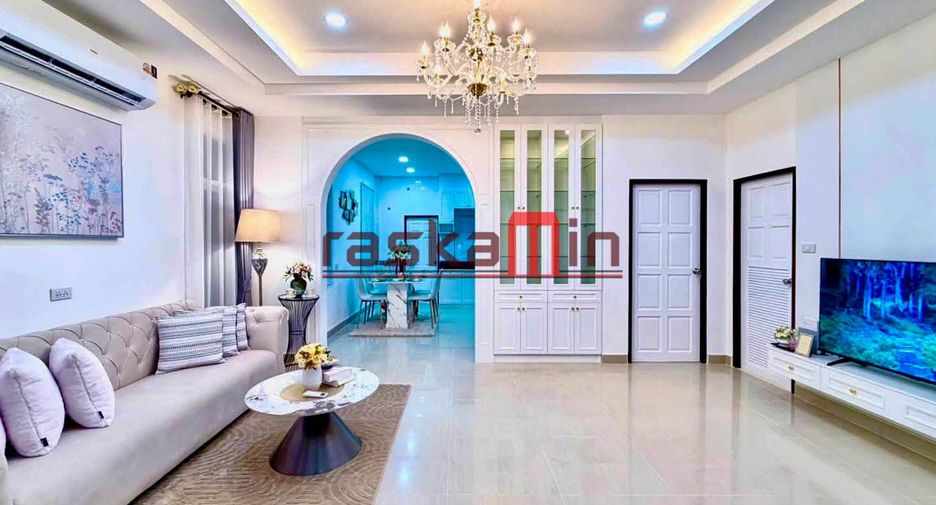 Casa en venta de 2 habitaciones en Bang Lamung, Chonburi