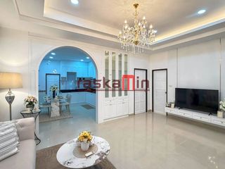 Casa en venta de 2 habitaciones en Bang Lamung, Chonburi