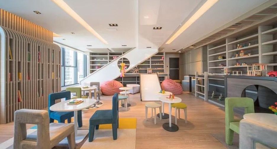 Condo en venta de 1 habitaciones en Khlong Toei, Bangkok
