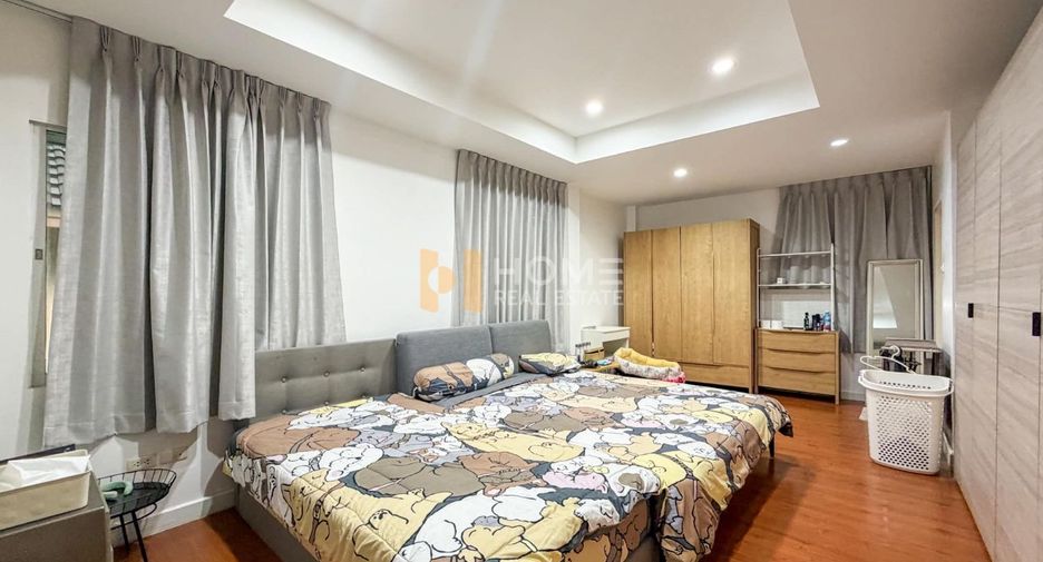 À vendre 3 chambres maison à Bang Khae, Bangkok