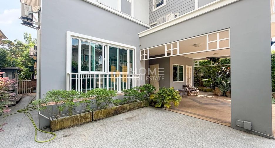 À vendre 3 chambres maison à Bang Khae, Bangkok