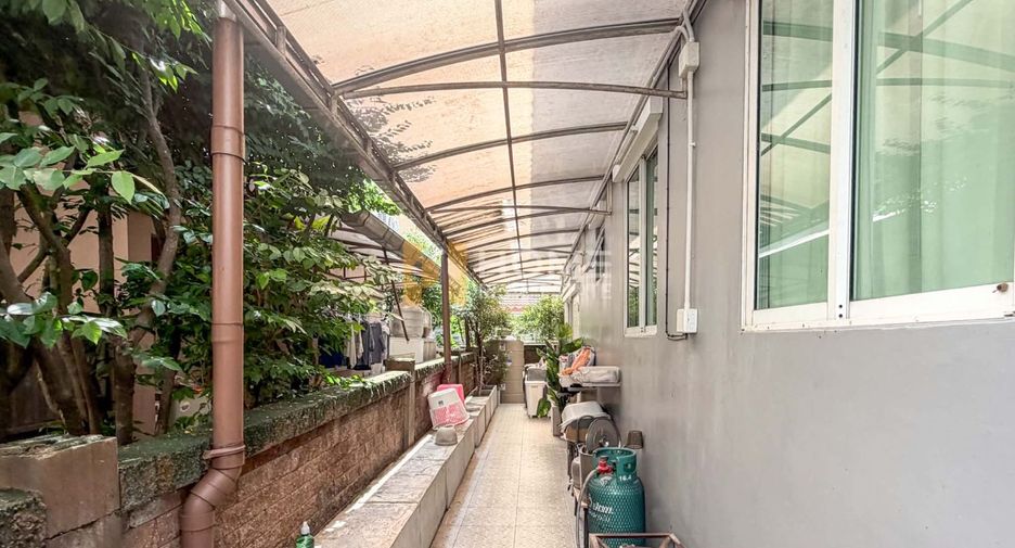 À vendre 3 chambres maison à Bang Khae, Bangkok