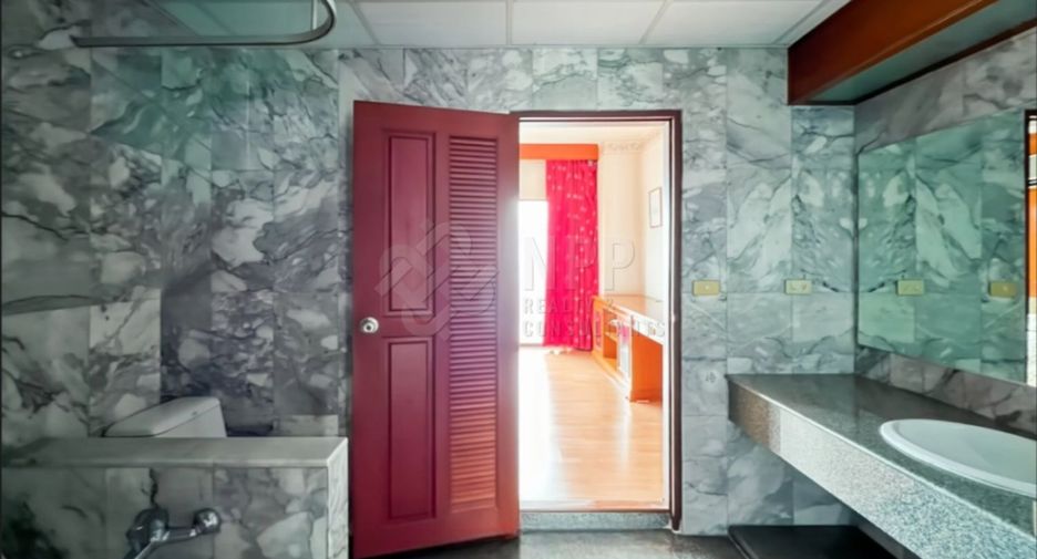 À vendre 4 chambres condo à Cha Am, Phetchaburi