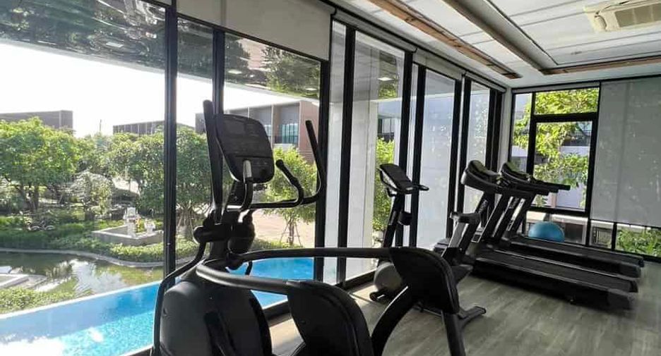 Reihenhaus zur Miete mit 3 Zimmer in Saphan Sung, Bangkok