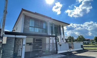 Casa en venta de 3 habitaciones en San Sai, Chiang Mai