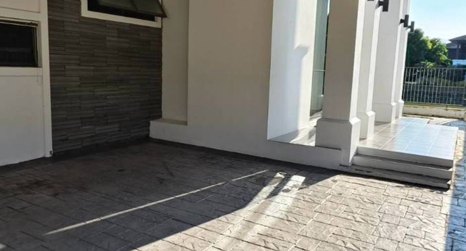 Casa en venta de 3 habitaciones en San Sai, Chiang Mai