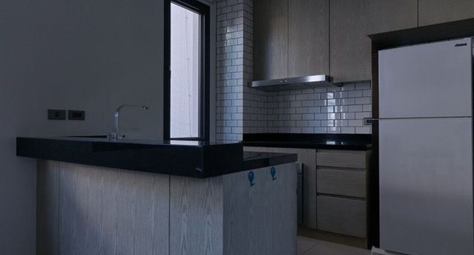 Reihenhaus zur Miete mit 3 Zimmer in Watthana, Bangkok