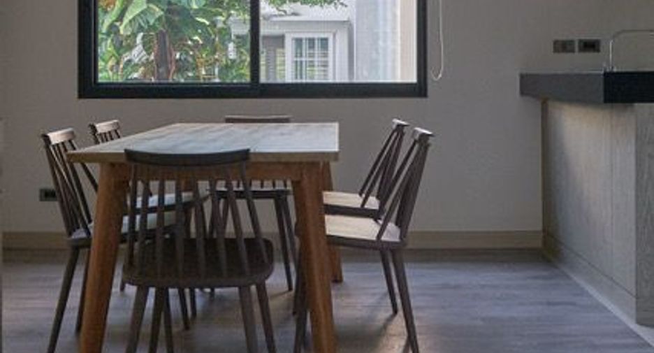 Reihenhaus zur Miete mit 3 Zimmer in Watthana, Bangkok