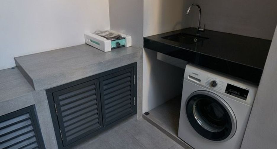 Reihenhaus zur Miete mit 3 Zimmer in Watthana, Bangkok