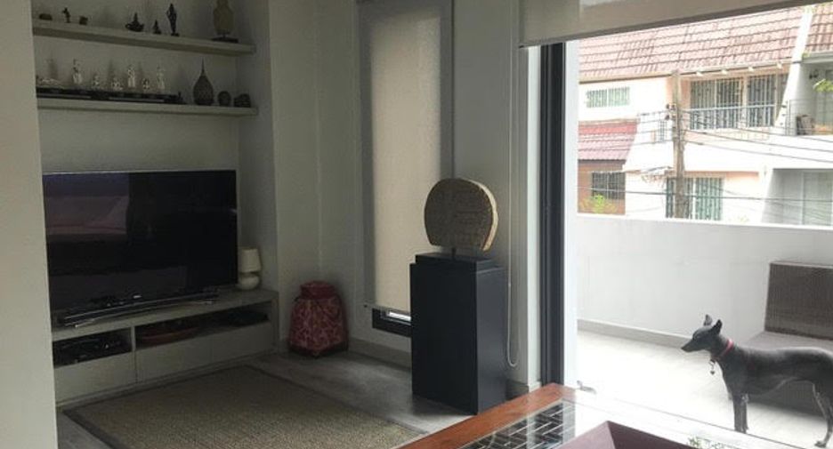 Reihenhaus zur Miete mit 3 Zimmer in Watthana, Bangkok